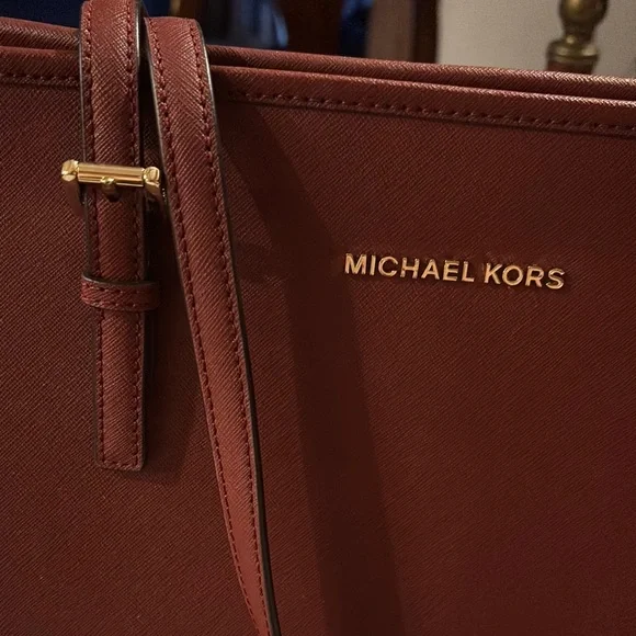 Michael Kors Red Tote Bag - Picture 4 of 6